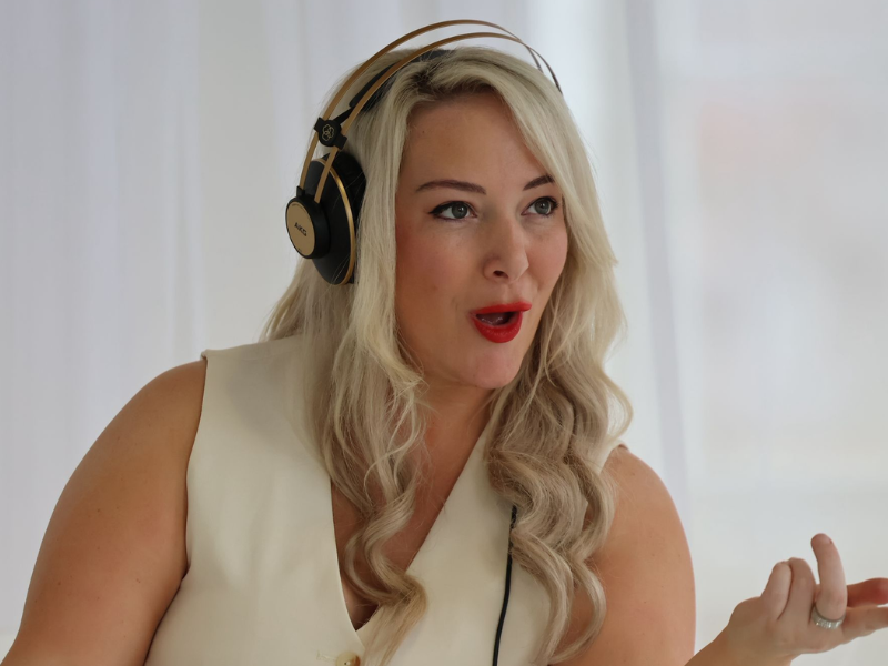 Lauren Waterworth performing